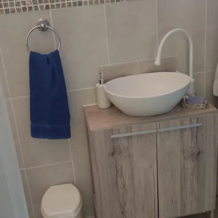 Mon Plaisir Bed & Breakfast 4*